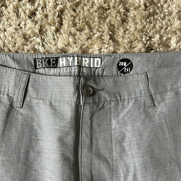 NWT!! Men’s Buckle Shorts - Picture 2 of 7